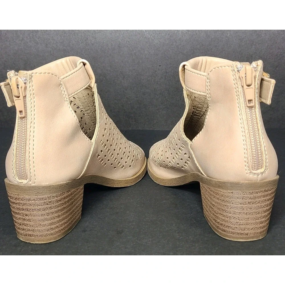 Jellypop Kids Fionette Sandals Girls 13M Beige Floral Peep Toe Heels Zip Back